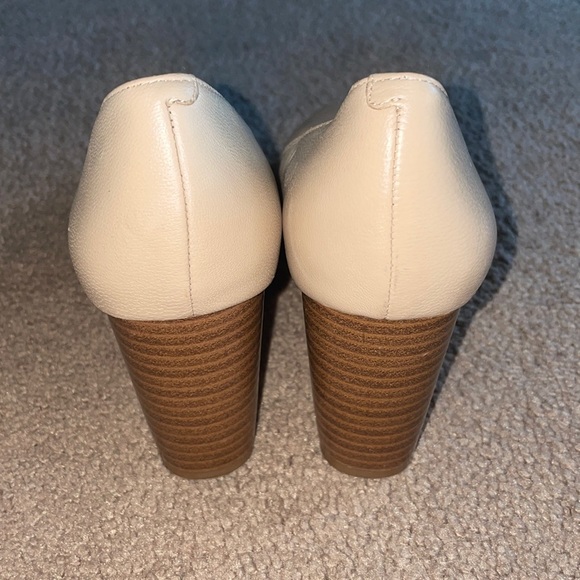 Nine West Wedge Heels - Picture 2 of 5